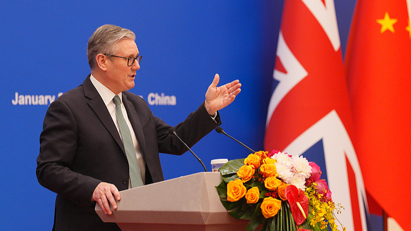 中国と英国、ウイスキー関税半減とビザ検討　スターマー首相訪中の成果