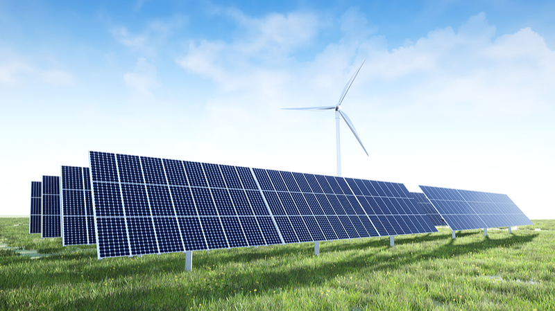 中国の発電設備容量、2025年は太陽光が牽引　1.2TWに