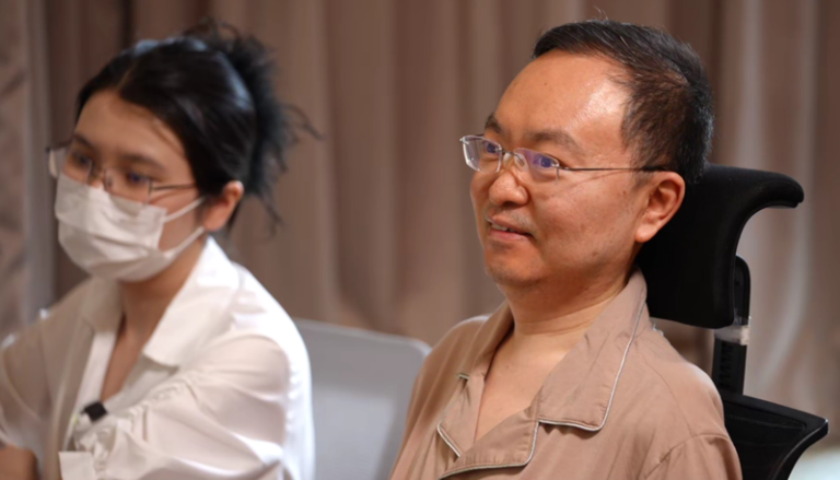 ALS患者の蔡磊氏、2026年元旦の公開書簡で近況と治療研究の進展を報告 video poster