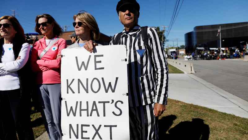 トランプ氏、シカゴなど3都市から州兵撤収へ　最高裁判断の数日後に方針転換