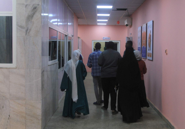 H5DY1UMQRT7NHRNWIFKT - NewsTomo – 日本語で読む、世界のニュースハブ スーダン・ハルツームで医療が再起動 バフリ教育病院が外来受け入れ再開 video poster