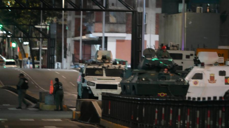 米軍がカラカス攻撃、マドゥロ大統領を拘束と発表—揺らぐ国際秩序