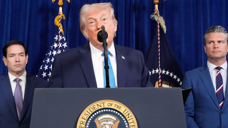 米国のベネズエラ攻撃後、トランプ氏がマドゥロ氏「拘束」発表