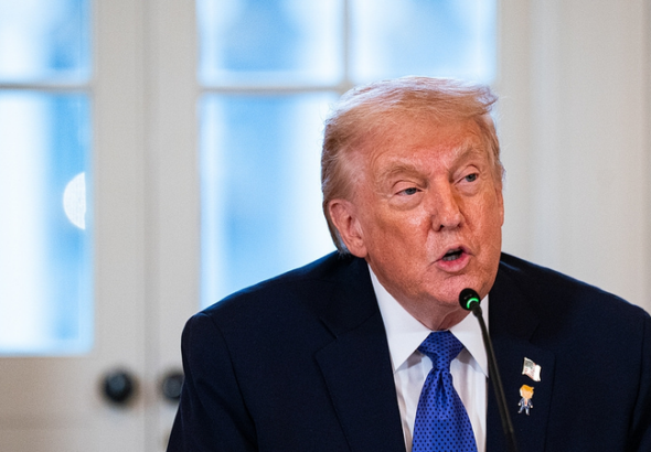 トランプ第2期1年へ：1月20日の節目で世論アンケート