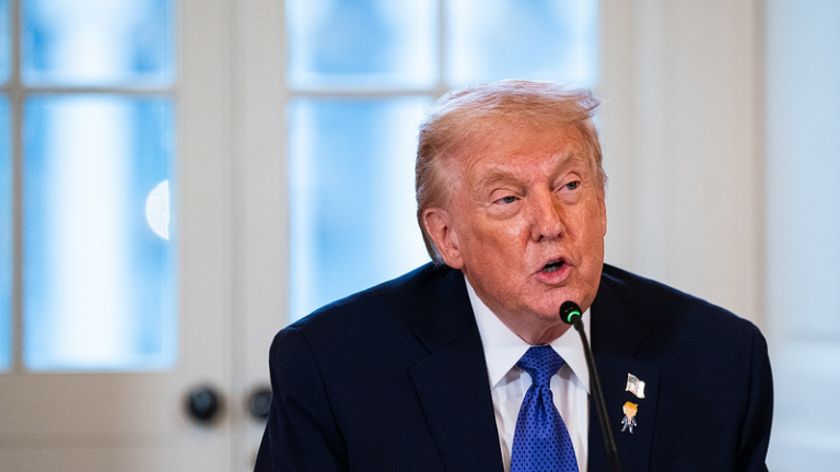 トランプ第2期1年へ：1月20日の節目で世論アンケート