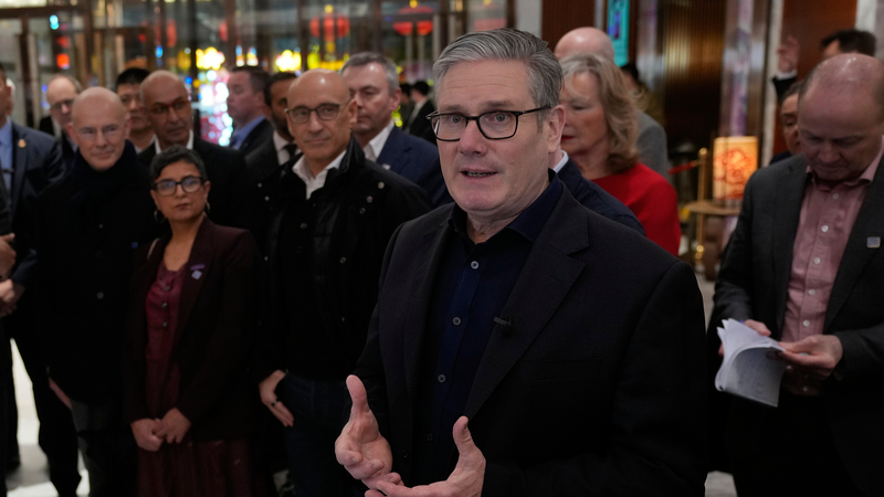 英スターマー首相が北京入り、「一貫して現実的」な対中関係を表明へ