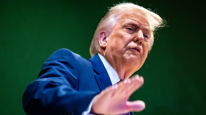 トランプ氏、「平和委員会」へのカナダ参加招待を撤回　カーニー首相と応酬