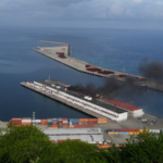 米国がベネズエラへ大規模攻撃、トランプ氏「マドゥロ大統領夫妻を拘束」 米国がベネズエラへ大規模攻撃、トランプ氏「マドゥロ大統領夫妻を拘束」 video poster