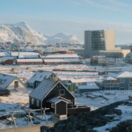 「グリーンランドは売り物ではない」仏外相、米の取得検討発言に牽制