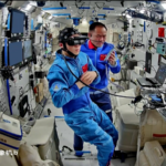 神舟21号、宇宙ステーションで火災訓練と手動ドッキングを実施