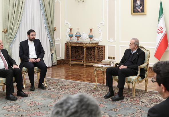 PVJY7X43S8NAGBLZZFRO - NewsTomo – 日本語で読む、世界のニュースハブ イラク外相、IS拘束者移送でEUに「安全・財政負担の共有」求める