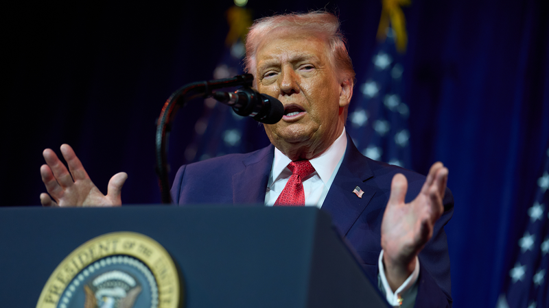 トランプ氏、麻薬カルテルへ「陸上打撃」開始を示唆　ベネズエラ油も焦点