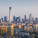 2026年元日、中国本土で新規制が施行：関税とEVはどう変わる？