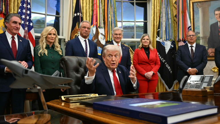 トランプ政権の2026年NDS、中国本土へ「抑止と均衡」—強硬と現実主義の二面性