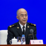 中国の2025年貿易、税関当局が「五つのハイライト」発表　逆風下の評価 video poster