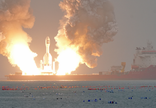 中国本土初の洋上・液体ロケット試験拠点、2月にも運用へ