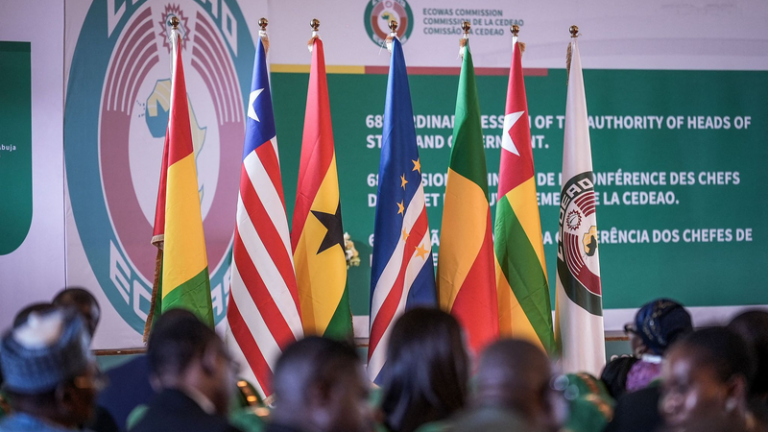 ECOWASがギニアビサウ軍政と協議、拘束者解放と憲政復帰へ