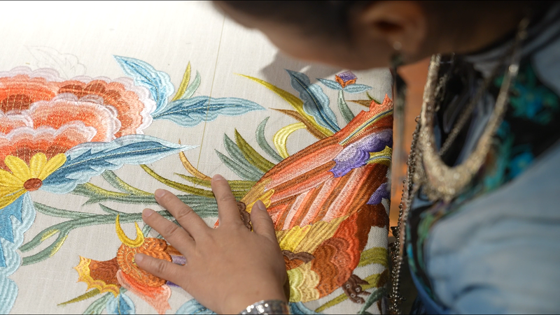 中国本土・湖南省の苗族刺繍：一針ごとに宿る記憶と祝福 video poster
