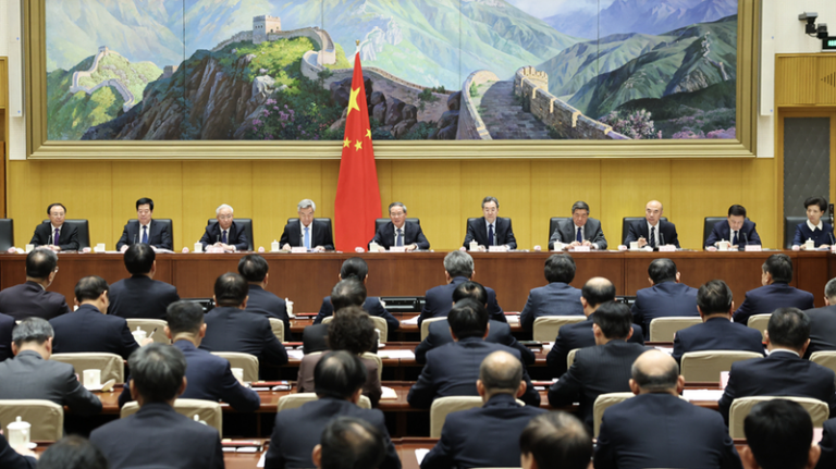 中国首相・李強、政府の清廉化と反腐敗強化を指示　15次五カ年計画へ布石