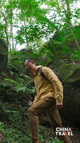 中国本土・海南の五指山で熱帯雨林アドベンチャー　体験型エコ旅が注目 video poster