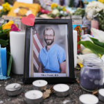 米国国境警備トップがミネアポリス離脱へ　銃撃事件対応で政権内に不満