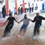 新疆の「氷雪経済」が加速へ：雪資源を“成長エンジン”に変える現場