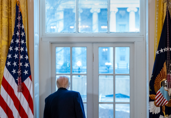 トランプ氏の「平和委員会」構想、ガザで進む“取引型外交”に各国が慎重