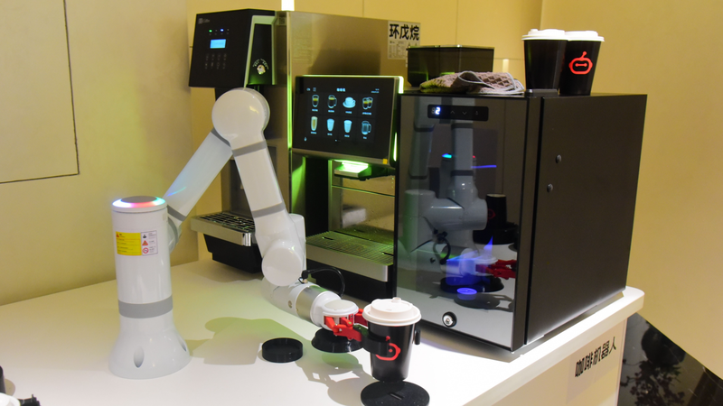 杭州で「AIロボット食堂」初登場　24節気×自動調理が試験営業