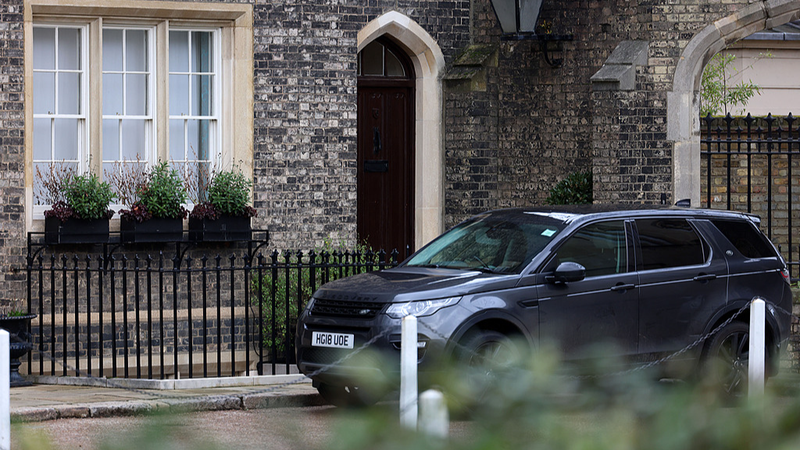 エプスタイン関連で英首相補佐官とノルウェー外交官が辞任　任命責任が焦点に