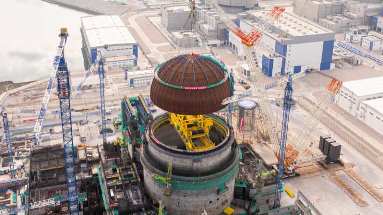 中国本土・福建の漳州原発3号機、華龍一号の「内側ドーム」設置完了