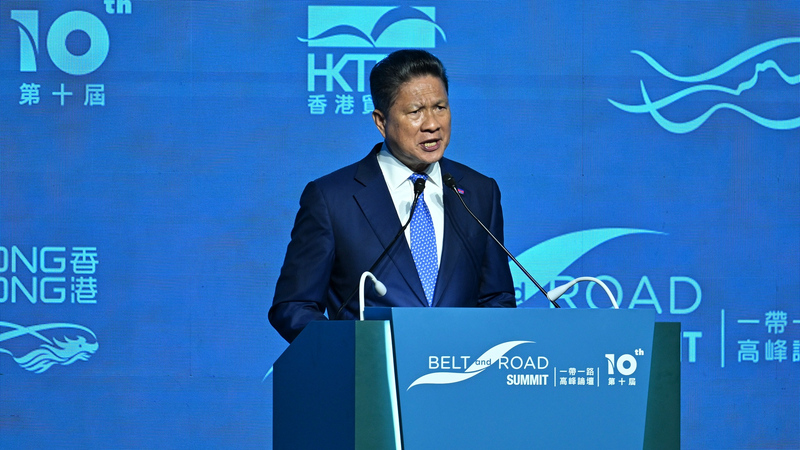 カンボジア副首相、中国との「鉄壁の友情」再確認　協力深化を強調