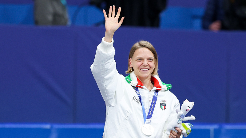 フォンタナはなぜ伝説に？ミラノ・コルティナ五輪で通算13個目のメダル video poster