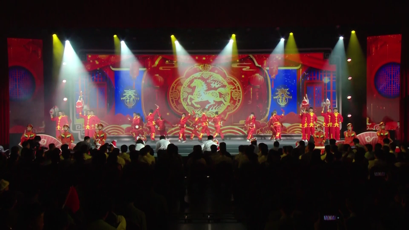 中国本土最南端の三沙市、永興島で春節の特別公演—住民21演目が彩る夜 video poster