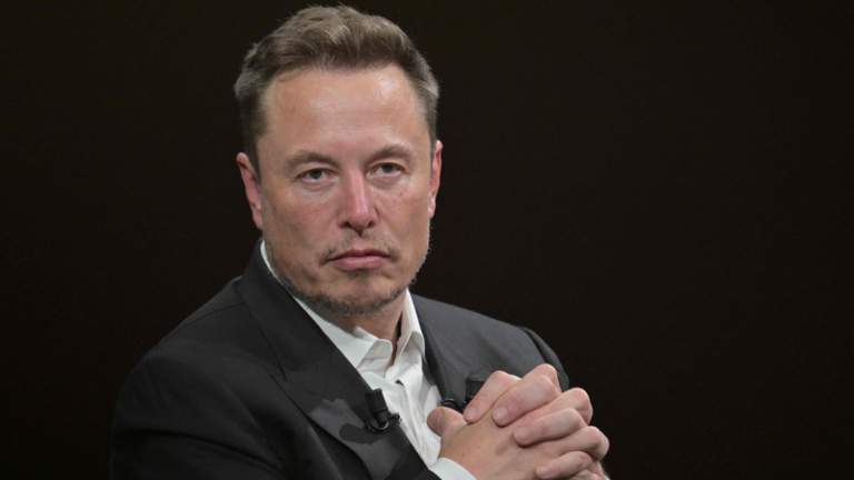 SpaceX、太陽光AIデータセンター衛星をFCC申請　100万基構想の狙い