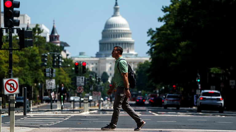 米国労働市場に異変：レイオフ急増なのに採用計画は過去最低水準