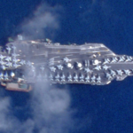 米空母2隻目を中東へ、トランプ氏「恐れ」でイランに圧力示唆