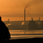 米OFAC、ベネズエラ産原油の対キューバ再販売を条件付き容認