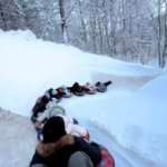 遼寧省の冬観光が活況　氷雪イベントで文化・経済に追い風 video poster