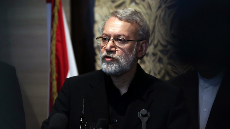 イラン安保高官ラリジャニ氏、米国との協議後にオマーン訪問へ