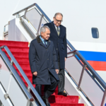 ロシア安保会議書記ショイグ氏が中国本土入り、王毅外相と安全保障協議へ