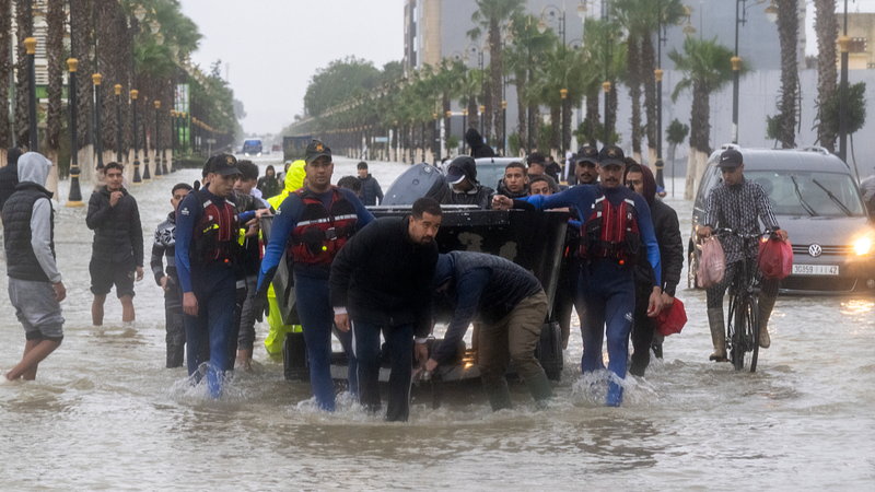 モロッコ北西部洪水、住民が段階的帰還へ　ケサール・エル・ケビールで規制緩和