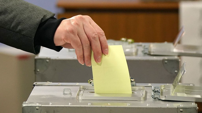 NHK出口調査：与党連立が衆院過半数へ、自民は単独過半数の見通し