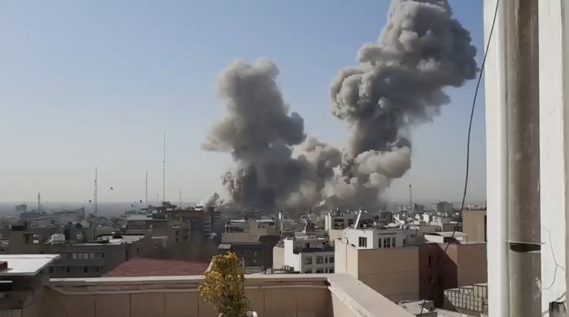 米国・イスラエルがイラン攻撃、報復でテルアビブなども標的に（2月28日） video poster