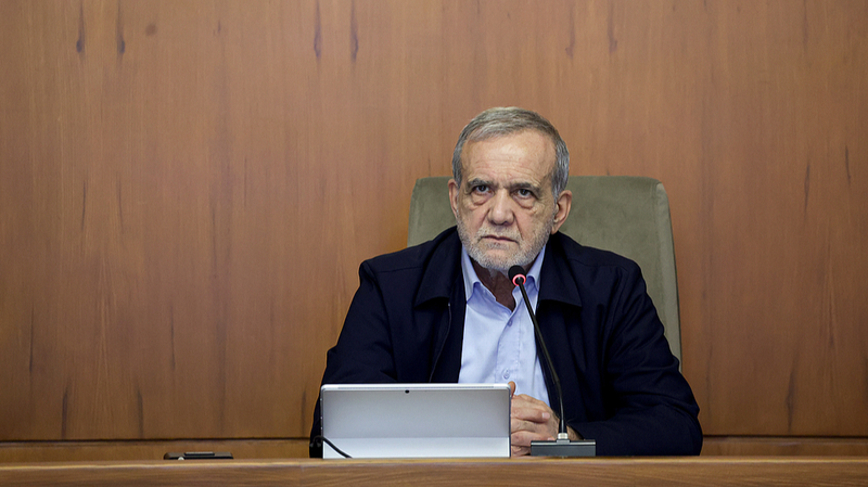 イラン大統領「平和的核技術は放棄せず」 米国と間接核協議2回目