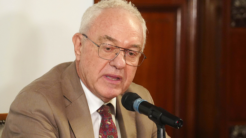 中国×ウルグアイのグリーン連携、電気バスとEVが街を変える