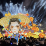 春節目前、中国本土の街角で民俗芸能が熱気—伝統公演が広場と劇場を満たす 春節目前、中国本土の街角で民俗芸能が熱気—伝統公演が広場と劇場を満たす video poster