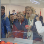 IOCコベントリー会長、ミラノで中国本土開発の知能ロボットに関心　五輪村で技術展示 video poster