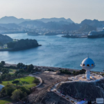 米国とイラン、オマーンで核協議　緊張下で探る「取引」の着地点 video poster