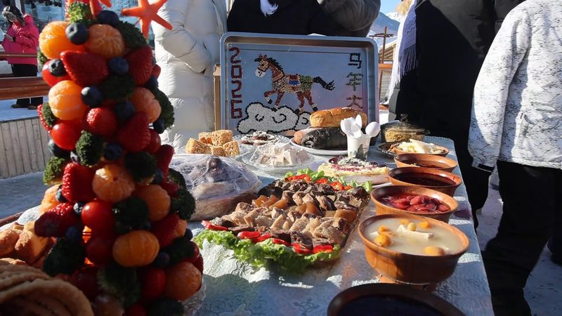 新疆カナスで春節の雪旅　霧氷と民族文化、雪上スポーツが融合 video poster