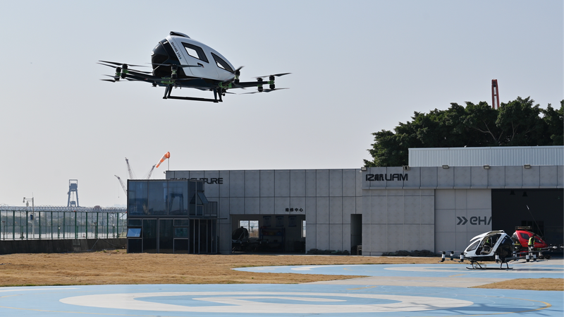 中国本土、低空経済の標準化を2027年までに整備へ—2030年に300超